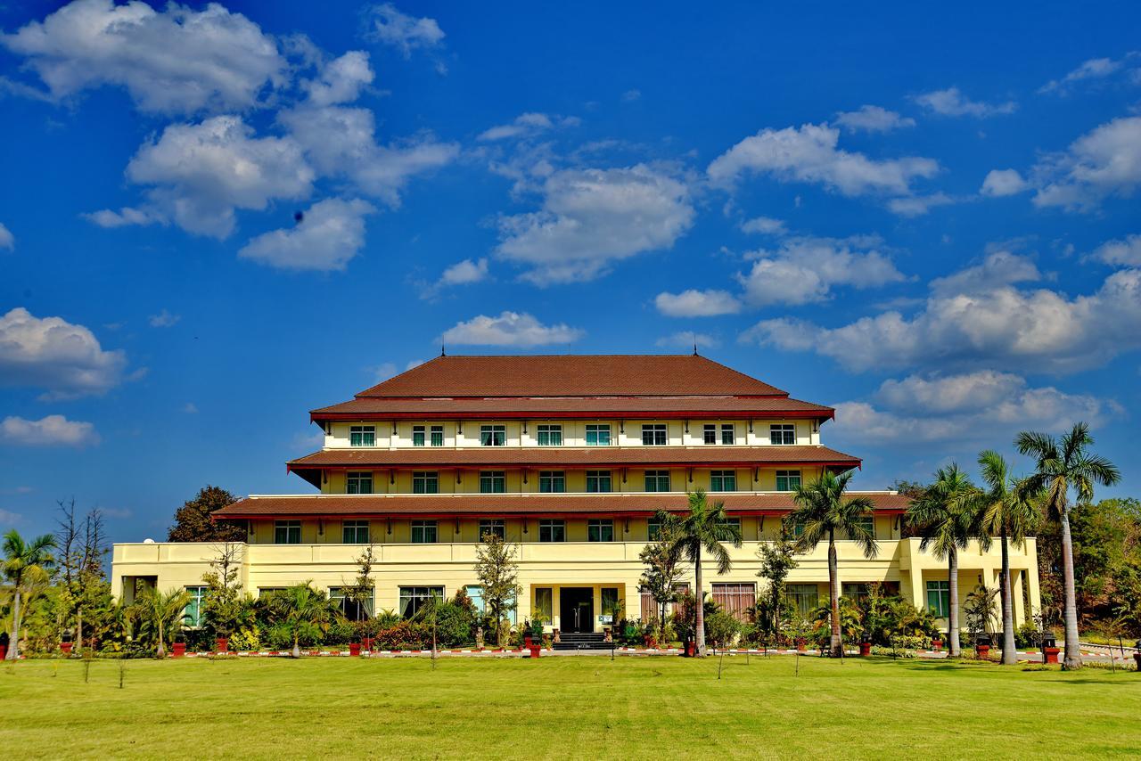 Aureum Palace Hotel & Resort Nay Pyi Taw Naypyidaw Bagian luar foto